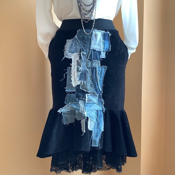 LOVEMATTERS Designer Black Corduroy & Patchwork Denim Skirt Size XS - Picture 10 of 16